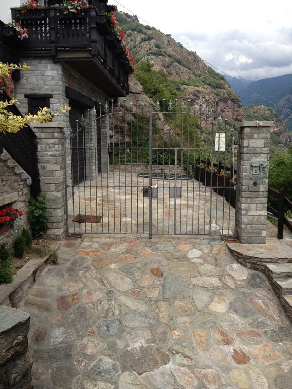 Hotel Masoun dou Caro Pont-Saint-Martin Exterior foto